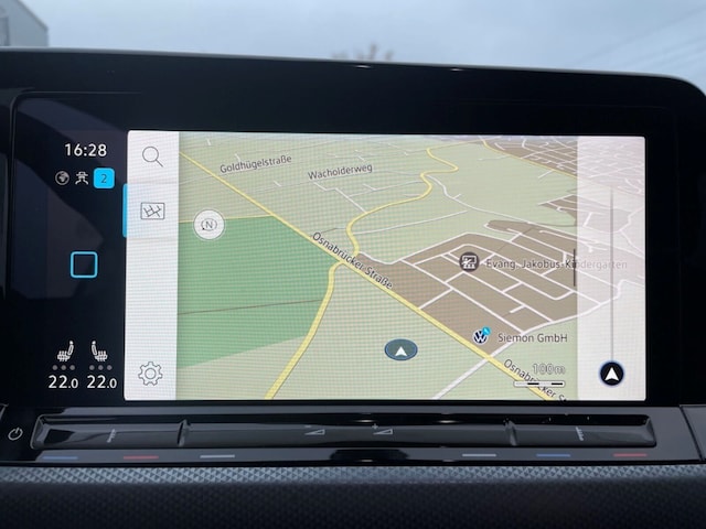 Volkswagen Golf 1.5TSI Active AHK LED+ Nav ACC SHZ PDC RKam