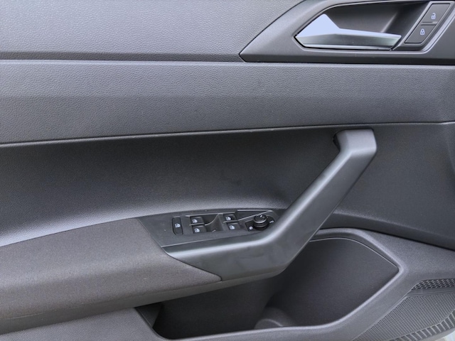 Volkswagen Polo 1.0 MPI