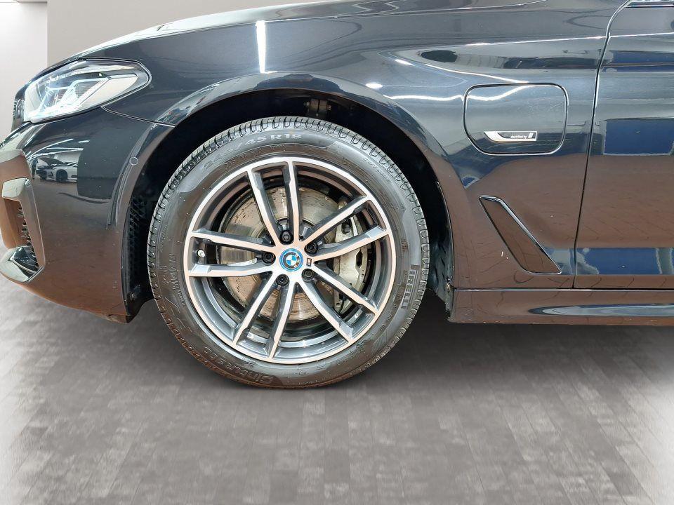 BMW 545 545e Sedan xDrive