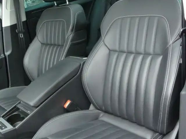 Skoda Superb *Memory Sitz*Vollleder*Panoramadach*AHK*