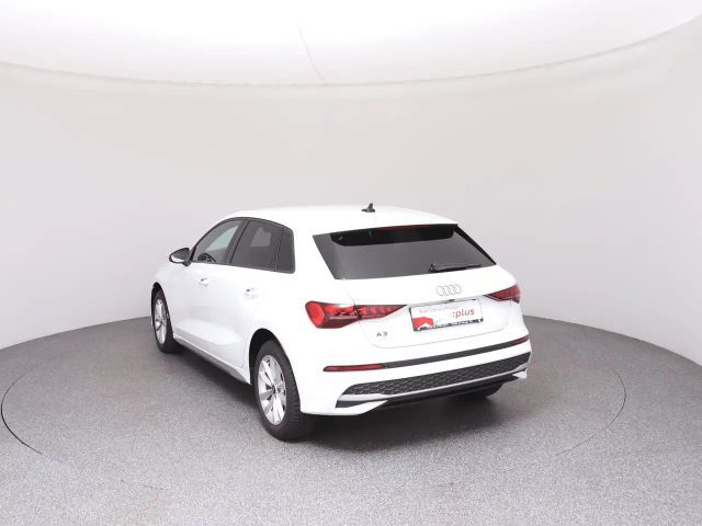 Audi A3 30 TFSI Sedan