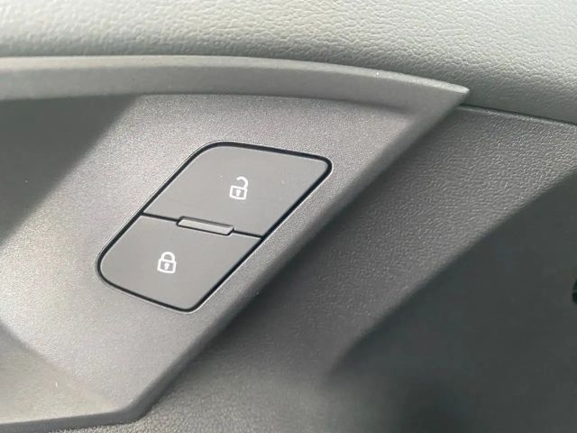 Audi A3 30 TFSI Sedan