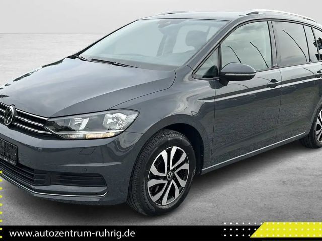 Volkswagen Touran Active 7-Sitzer