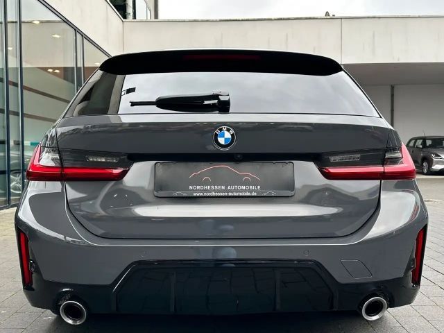 BMW 330 330d M-Sport Touring xDrive