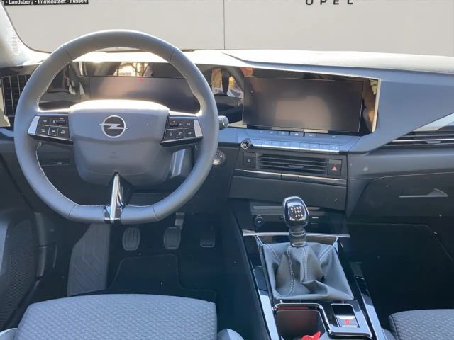 Opel Astra 1.2 Turbo Enjoy Turbo