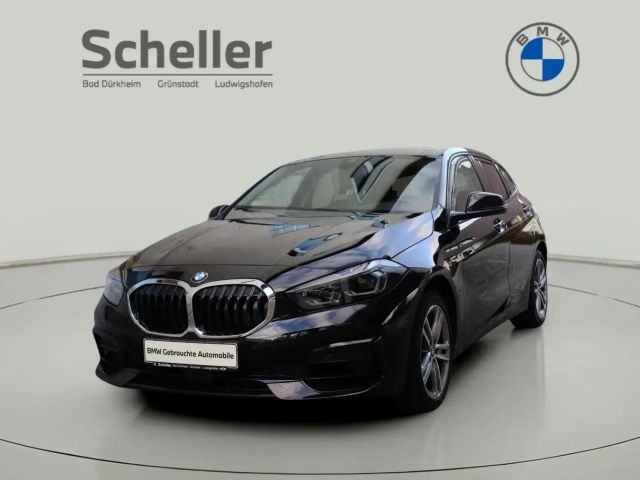 BMW 120 120i Sedan Sport Line