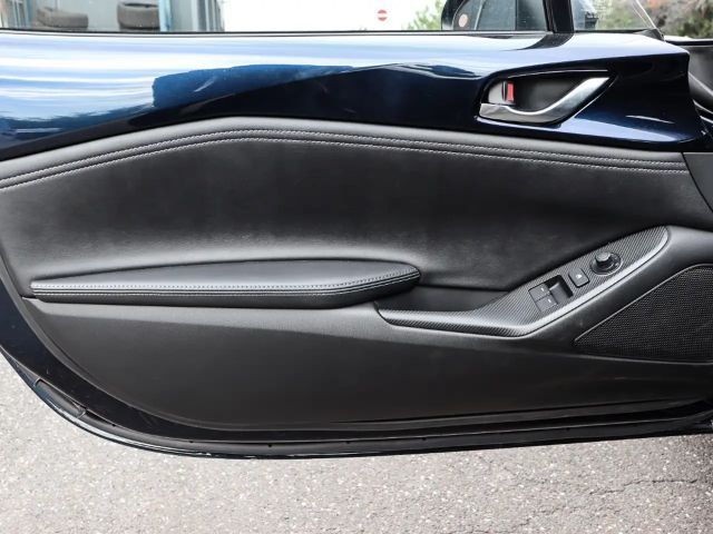 Mazda MX-5 Homura SkyActiv