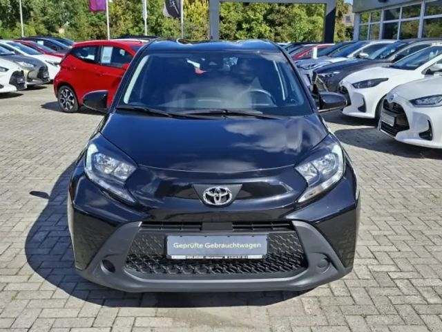 Toyota Aygo X Hatchback Play X-play