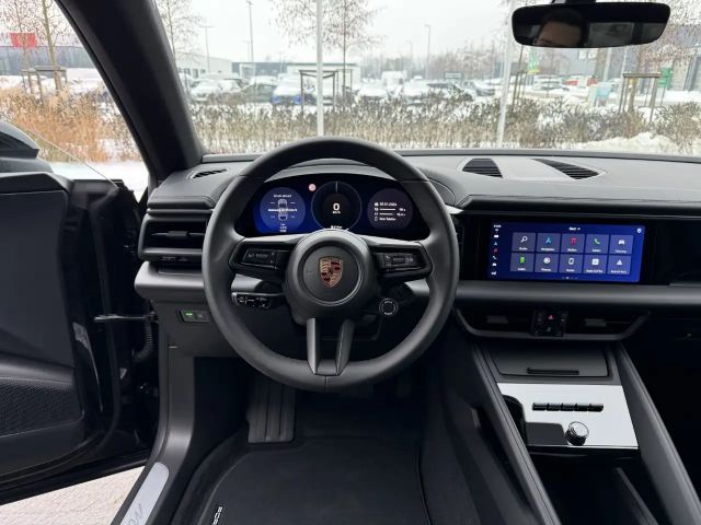 Porsche Macan 4