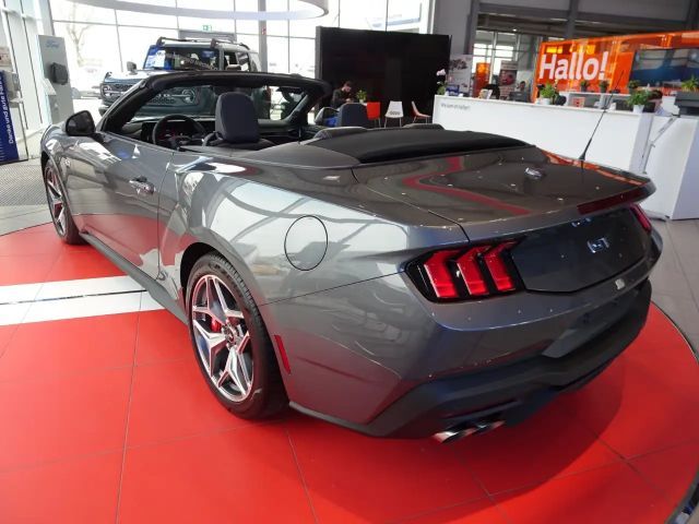 Ford Mustang Convertible GT 5.0 V8