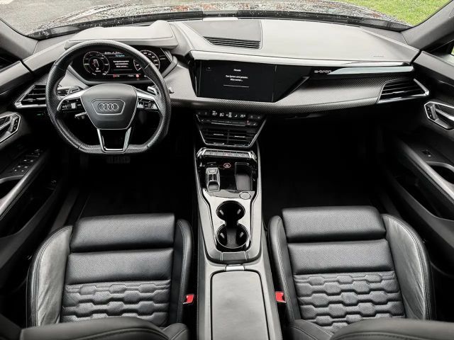 Audi e-tron GT Matrix/HuD/B&O/Allradlenk./air suspen.