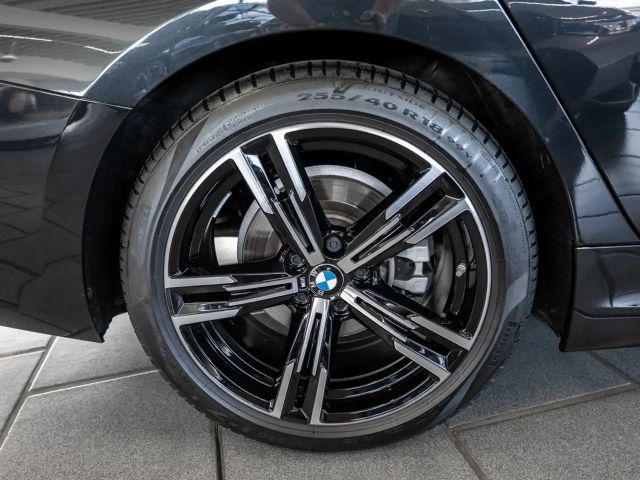 BMW 320 320i M-Sport Touring