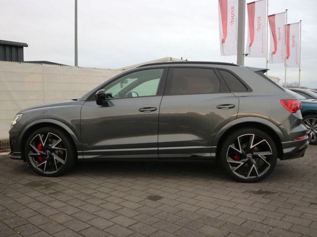Audi RS Q3 Quattro S-Tronic