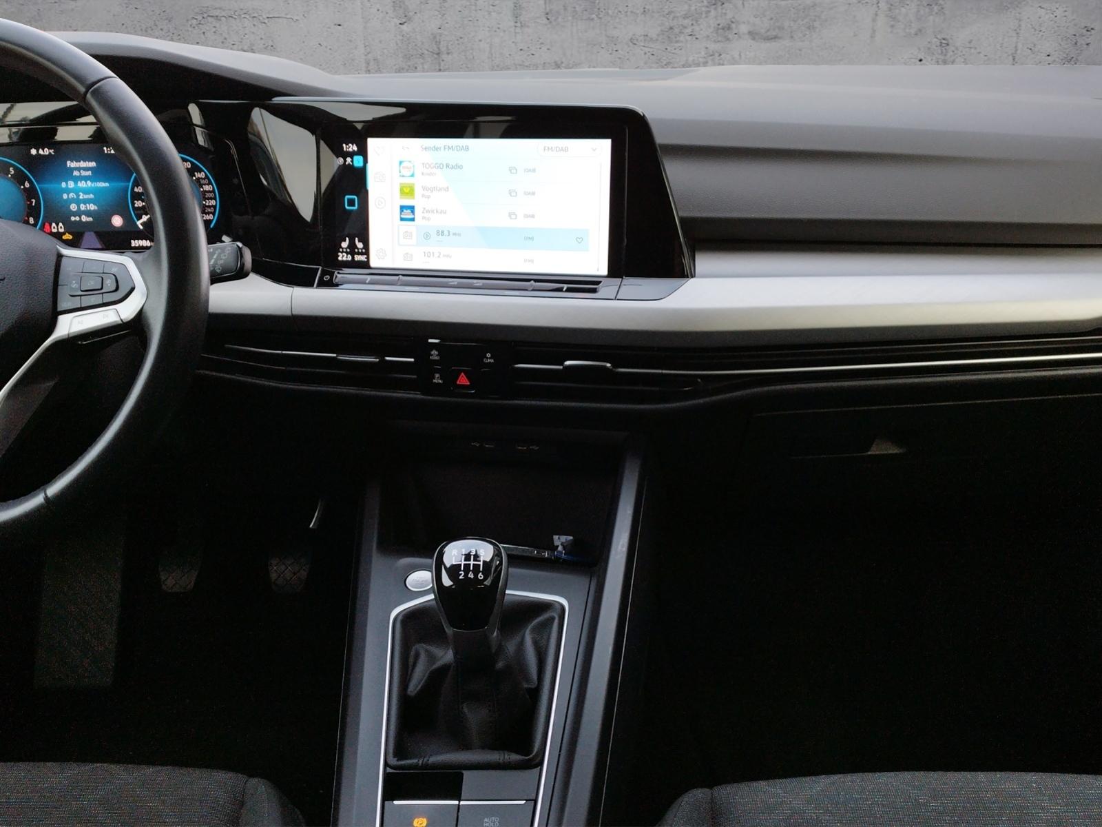 Volkswagen Golf 1.5 TSI Golf VIII Life