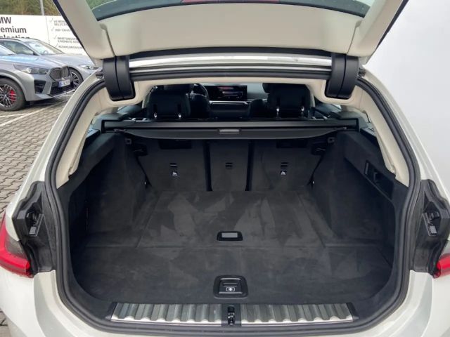 BMW 330 330d Touring xDrive