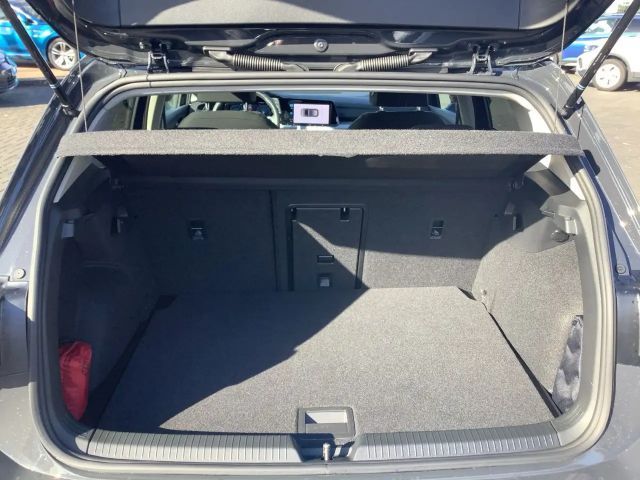 Volkswagen Golf 1.0 TSI Golf VIII Life