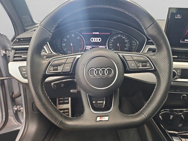 Audi A4 40 TFSI S-Tronic Sedan