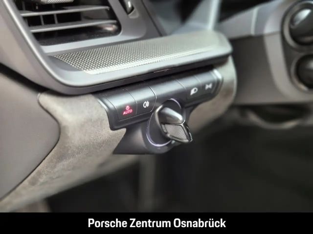 Porsche 992 4 Coupé GTS Targa