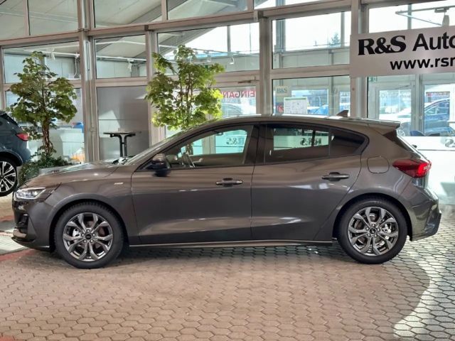 Ford Focus ST Line