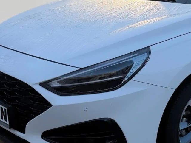 Hyundai i30 Advantage Hybrid T-GDi