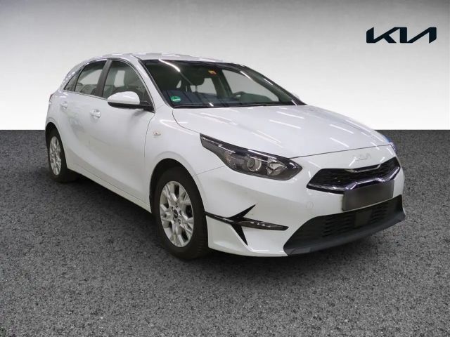 Kia Ceed 1.5 T 140PS DCT7 VIS KOMF+| NAVIGATION