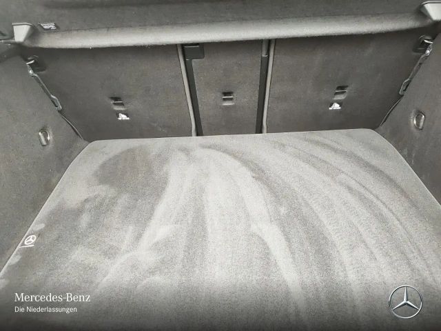 Mercedes-Benz A 250 4MATIC AMG Line