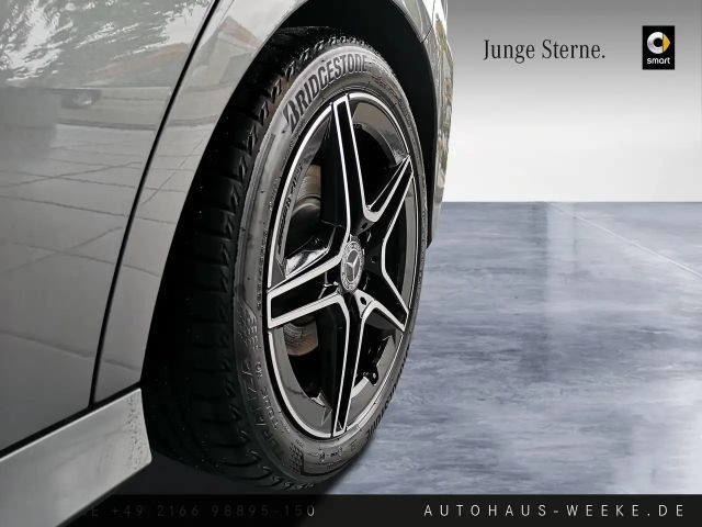 Mercedes-Benz CLA 200 AMG Line Coupé