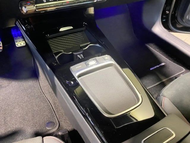 Mercedes-Benz A 200 AMG Line