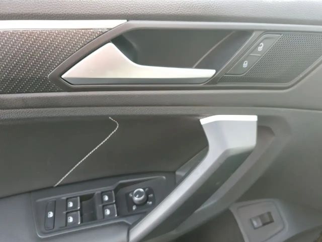 Volkswagen Tiguan 1.5 TSI DSG R-Line