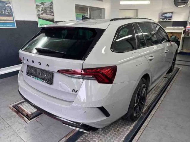 Skoda Octavia Combi RS iV