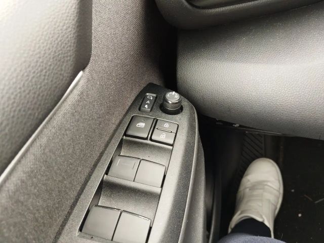 Toyota Yaris Active Hybride VVT-i