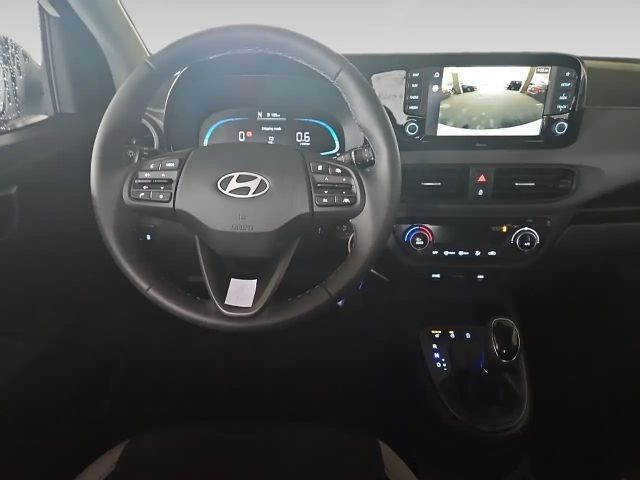 Hyundai i10 GO Plus 1,2 AMT a5bu3 Schwarzes Dach