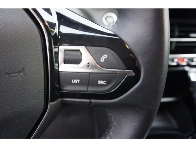 Peugeot E-2008 Active Pack