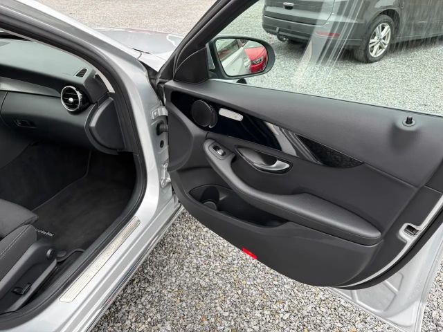 Mercedes-Benz C 220 4MATIC C 220 d Estate