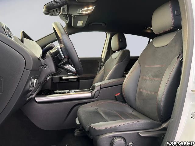 Mercedes-Benz EQA 300 4MATIC AMG Line