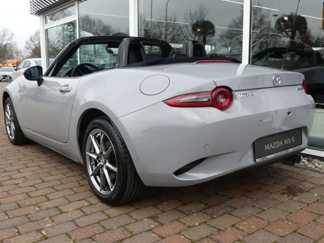 Mazda MX-5 Exclusive-line SkyActiv