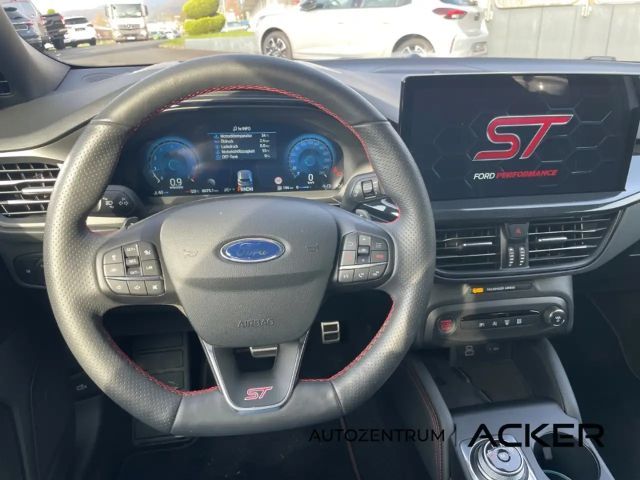 Ford Focus ST Line Wagon