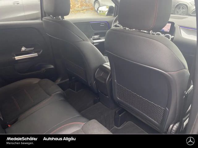 Mercedes-Benz GLA 200 AMG Line