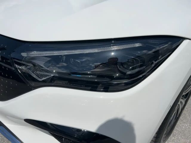 Mercedes-Benz EQE SUV 300