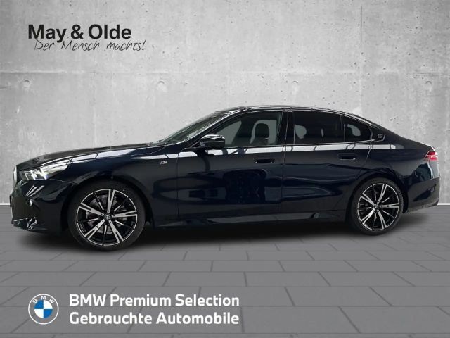 BMW 520 520i M-Sport Sedan