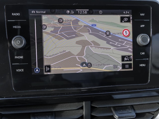 Volkswagen T-Roc 1.5 TSI DSG R-Line