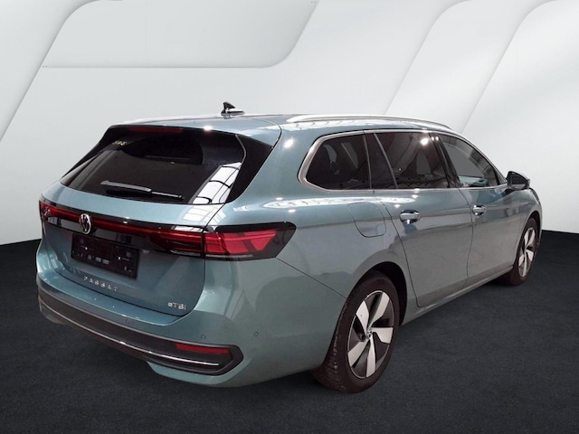 Volkswagen Passat 1.5 eTSI Business DSG Variant