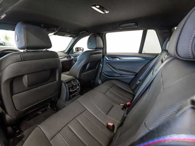 BMW 530 530d M-Sport Touring
