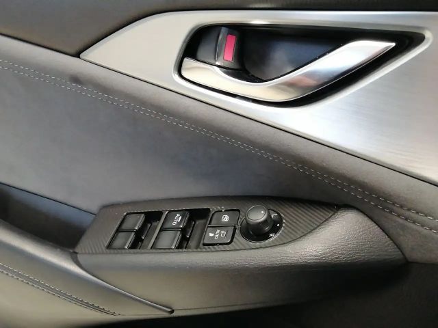 Mazda CX-3 Revolution