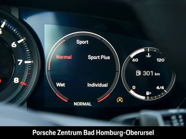 Porsche 992 Carrera Coupé GTS