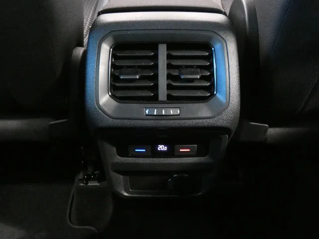 Volkswagen Tiguan 1.5 TSI DSG