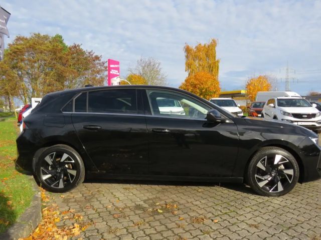 Opel Astra Business Elegance