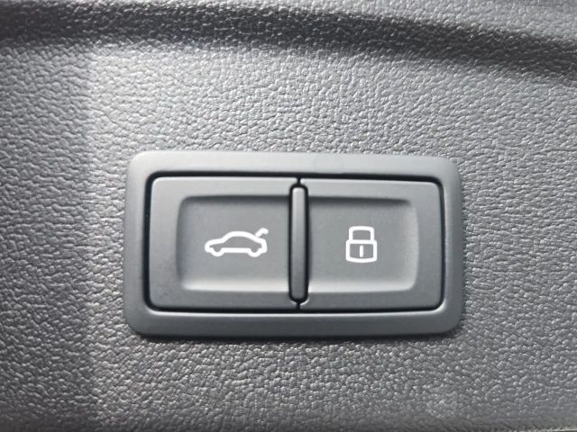 Audi A3 30 TFSI Sedan