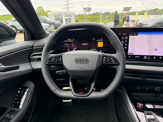 Audi A6 Avant Quattro S-Tronic
