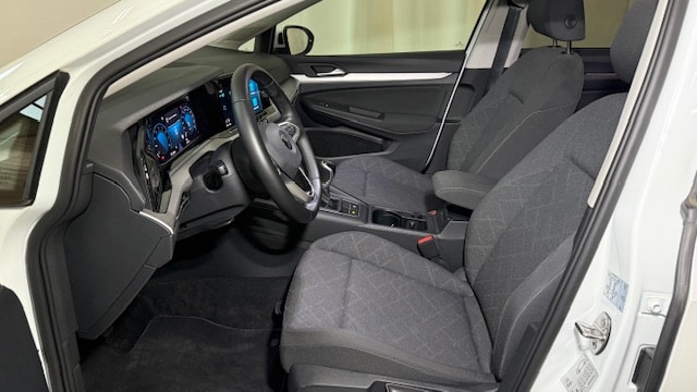 Volkswagen Golf 1.0 TSI Variant